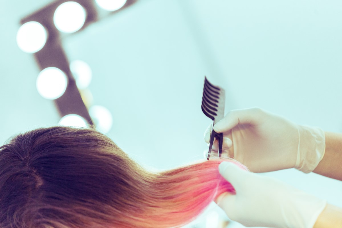 make up włosów
