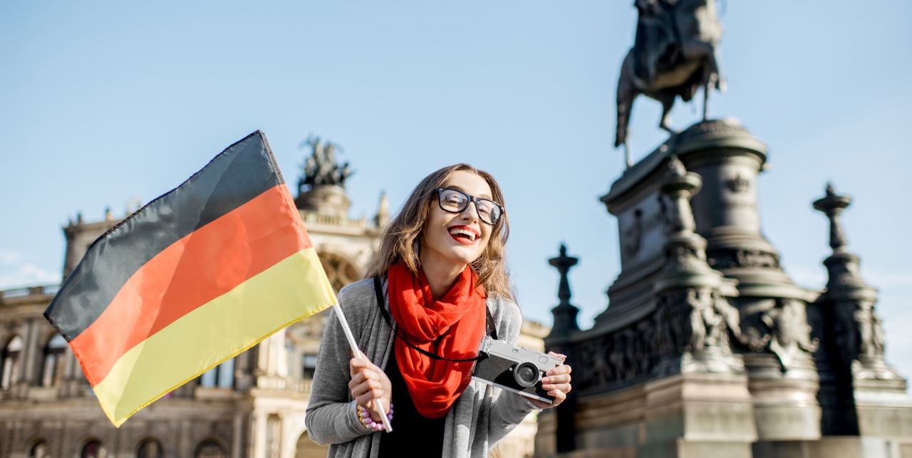 Germaniści na rynku pracy - jakie są perspektywy zawodowe Czy potrzebują ich polscy pracodawcy