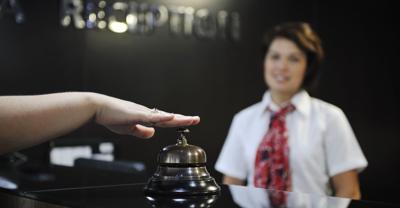 Zawody związane z turystyką i rekreacją zarobki. Jaka może być praca w turystyce i hotelarstwie