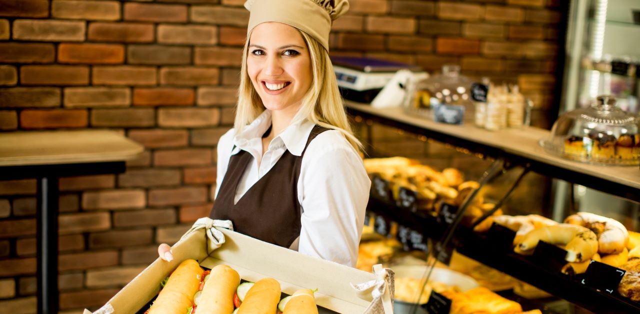 Hostessa – kim jest i ile zarabia Czym hostessa zajmuje się w codziennej pracy