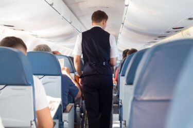 Wizz Air rekrutuje w Polsce. Jakie są wymagania linii i ile mogą zarobić przyszli pracownicy