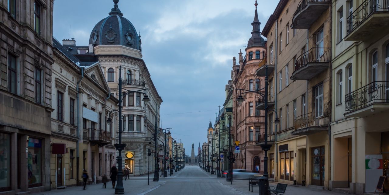 Jak wygląda sytuacja na rynku pracy w Łodzi Jakie jest bezrobocie, wynagrodzenie i gdzie czeka praca