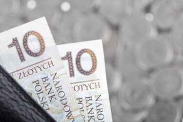 Obniżenie wynagrodzenia bez zgody pracownika – kiedy jest to możliwe Czy to legalne