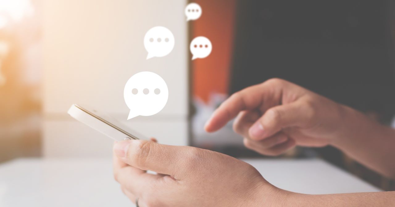 Jak wygląda praca moderatora Facebooka Kto może być moderatorem
