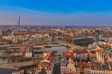 Raport Płacowy – Wrocław 2024. Gdzie największe zarobki