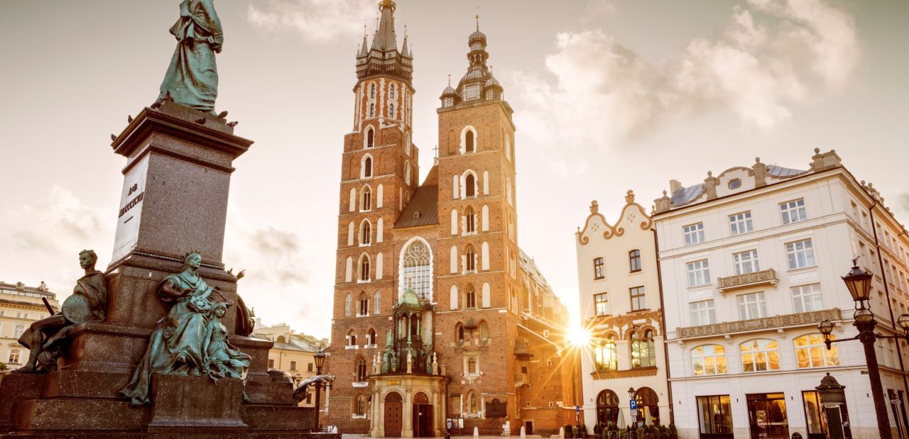 Hejnalista – zarobki, wymagania. Jak wygląda praca hejnalisty Jakie są wyzwania w tym zawodzie