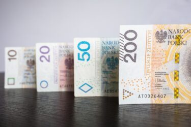 Ile wynosi średnie wynagrodzenie w sektorze przedsiębiorstw Najnowsze dane GUS