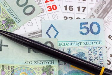 Trzynastka 2024 - ile wynosi Komu przysługuje takie świadczenie