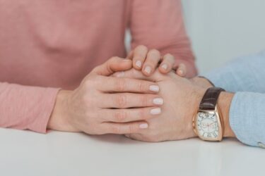 Inteligencja emocjonalna - co to jest Jakie ma korzyści i jak ją rozwijać