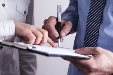 Świadectwo pracy - jak powinno wyglądać Kiedy świadectwo pracy powinno być wystawione