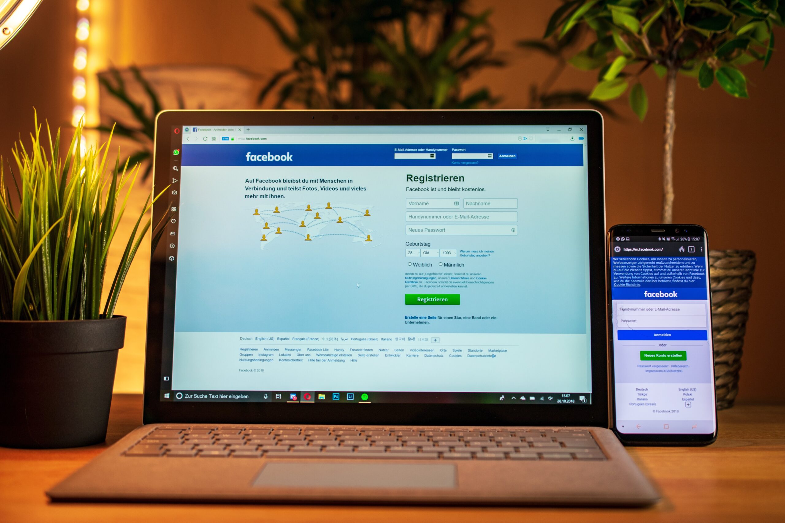 Na zdjęciu znajduje się zdjęcie strony internetowej, dzięki której możesz założyć grupy na Facebooku