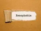 Zdrapka z napisem ksenofobia po angielsku