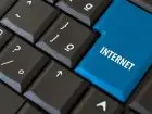 Klawisz na klawiaturze z napisem internet