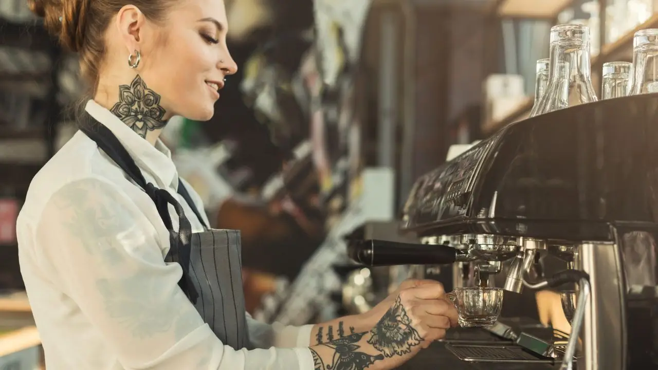 Kobieta barista - CV i list motywacyjny