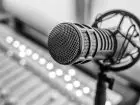 Jak zostać aktorem głosowym - mikrofon w studiu nagraniowym aktora głosowego
