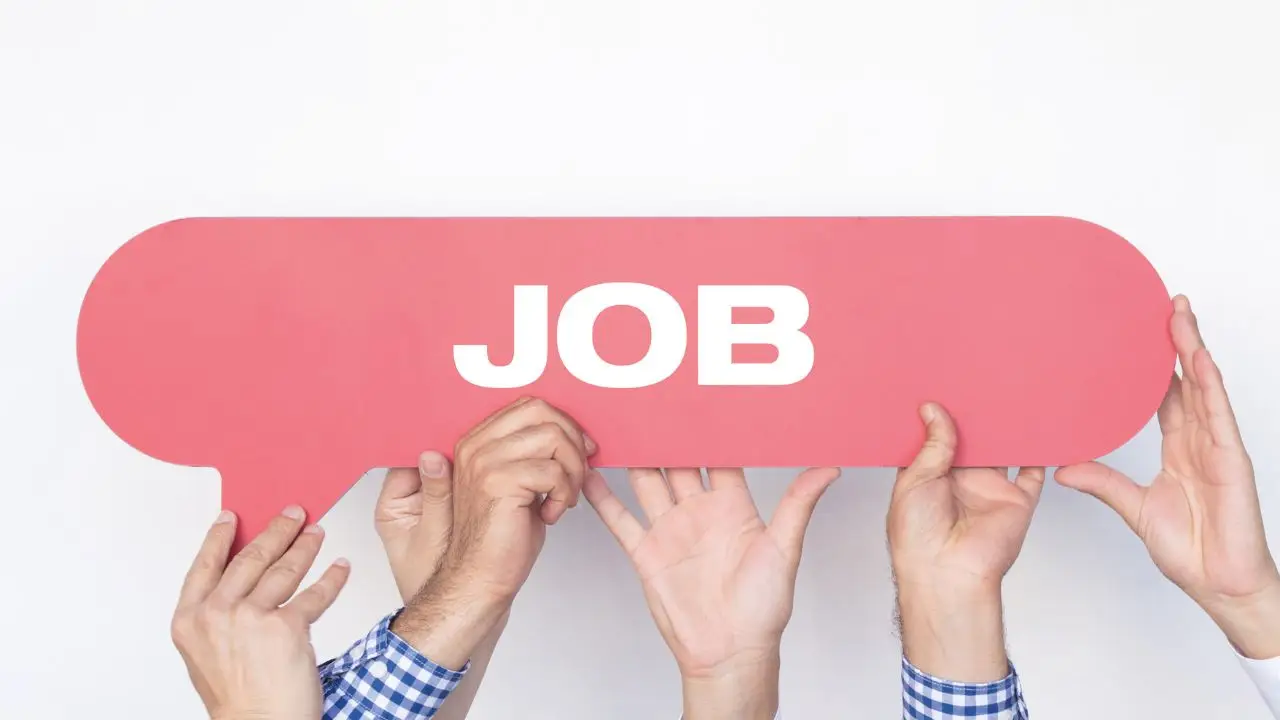 Praca Brzesko - ludzie trzymający napis job