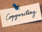 Copywriting - napis na tablicy korkowej