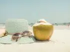 Kodeks pracy wczasy pod gruszą kapelusz na plaży