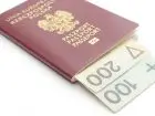 Banknoty polskie w paszporcie - emerytura dla migrantów