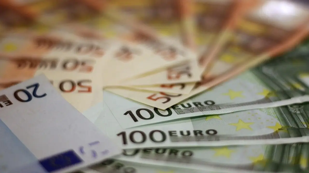 Nowe limity płatności gotówką - banknoty euro