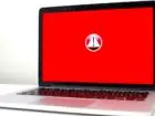 Błąd 400 - - czerwony ekran laptopa z wykrzyknikiem