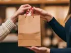 Customer experience - przekazywanie produktu klientce