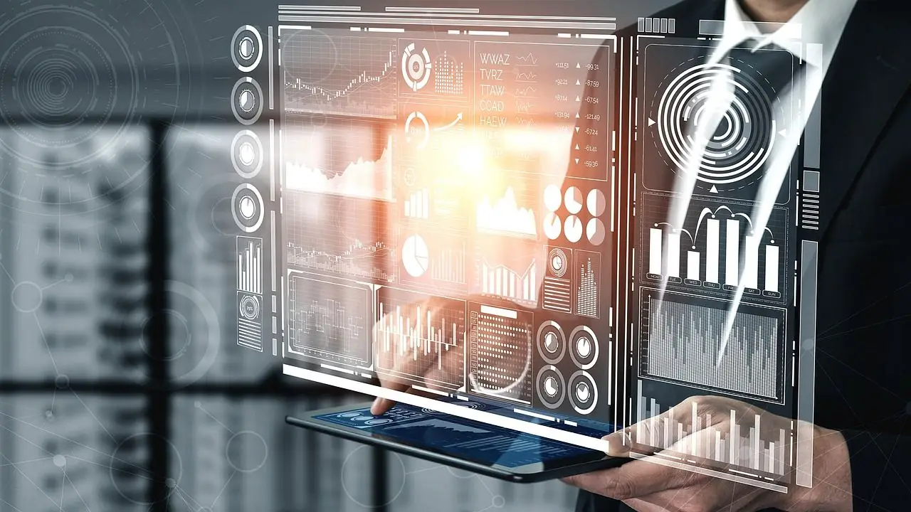 AI Act -cyfrowy ekran sterowany przez mężczyznę