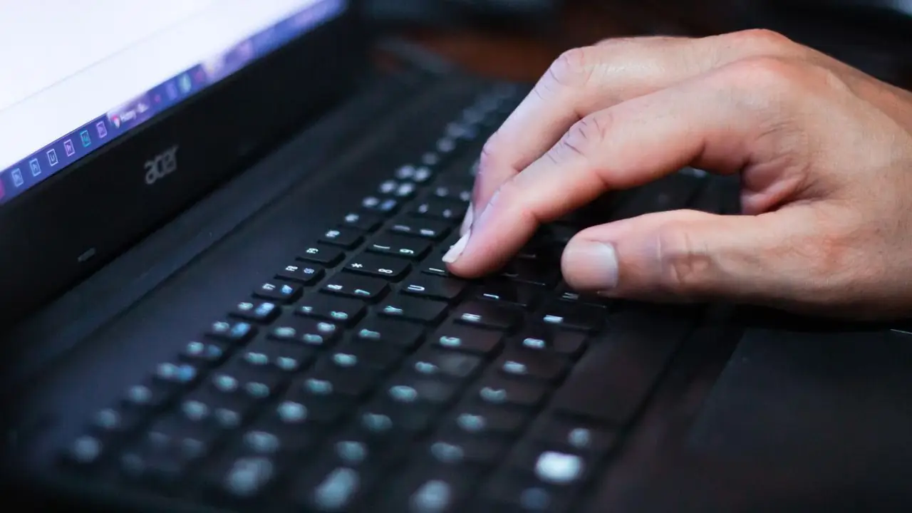 Optymalizacja strony www - klawisze laptopa