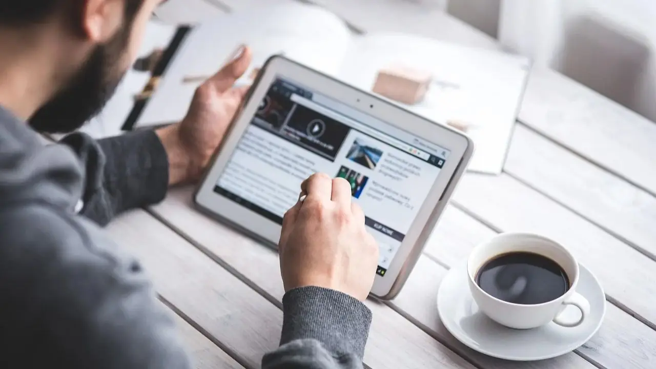 UI - strona internetowa wyświetlająca się na tablecie