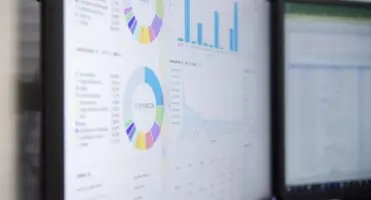 Kampanie Google Ads - statystyki na ekranie