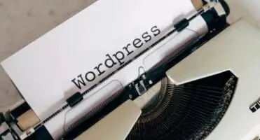 Wordpress - błąd połączenia z bazą danych - napis Wordpress